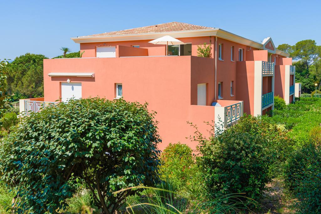 Lagrange Vacances Le Domaine Des Grands Pins Saint-Raphaël Exterior foto